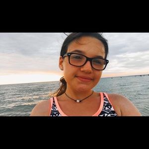 Meet your Posher, Evie